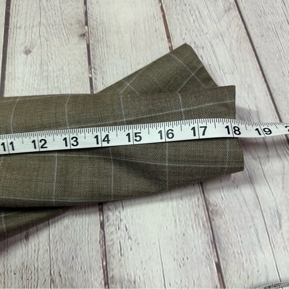STOP 🛑 NOT AVAILABLE cremieux Men's tan khaki Plaid sport coat  sz 44L classic - Picture 12 of 13